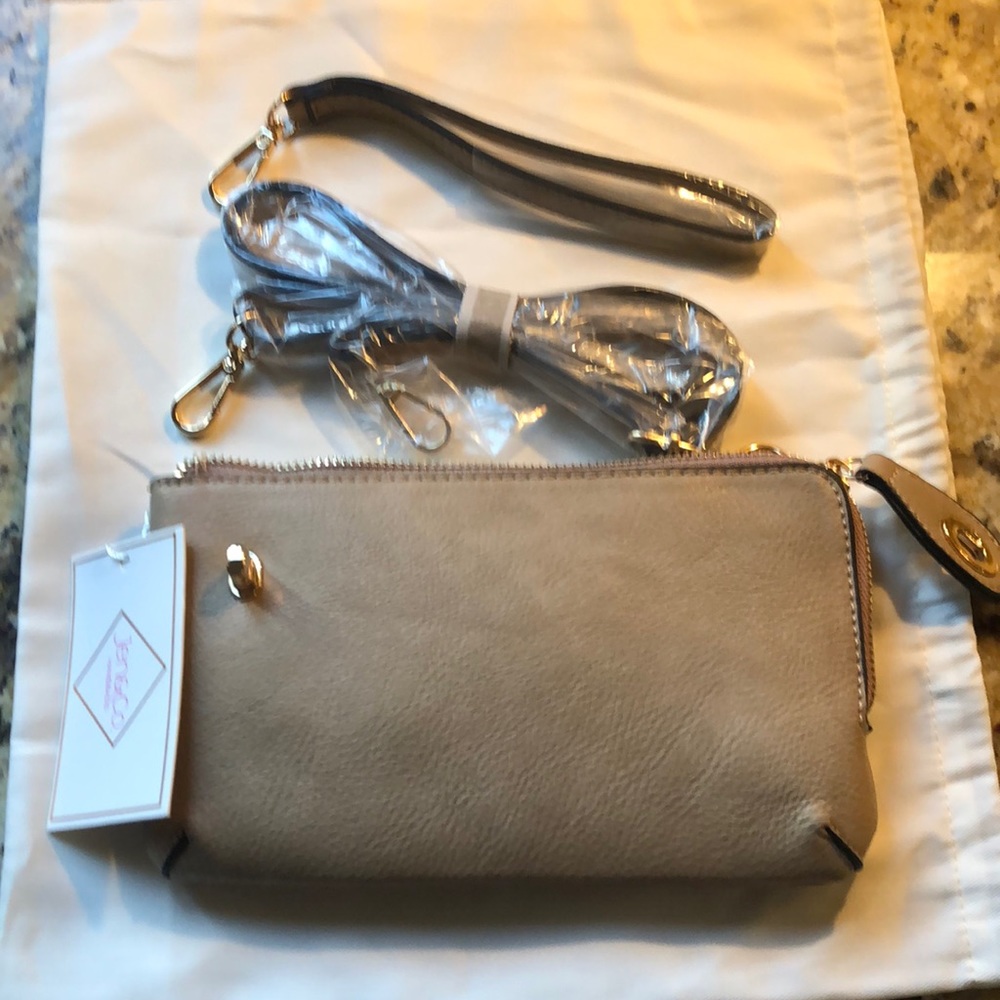 Tan clutch